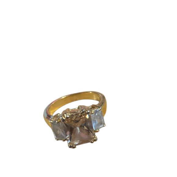 Fashion Ring size 7/8 - Picture 5 of 5